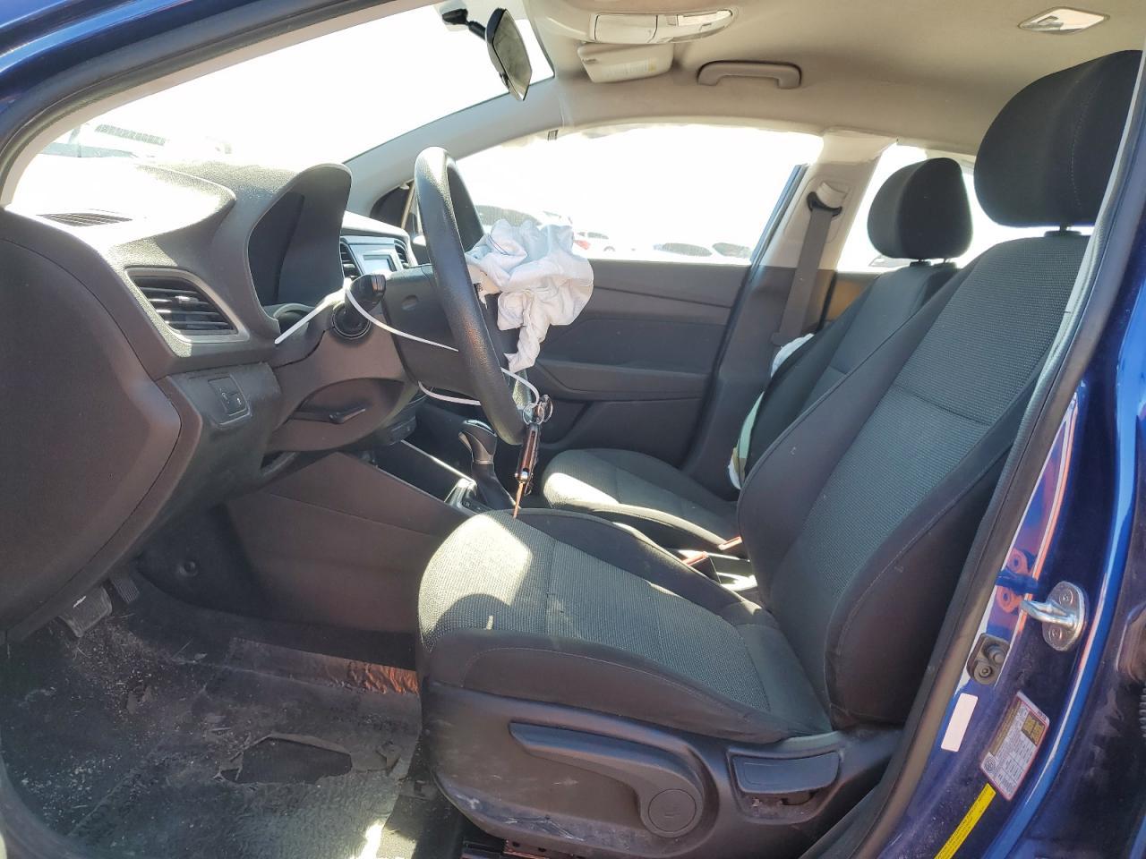 2019 HYUNDAI ACCENT SE - Image 7