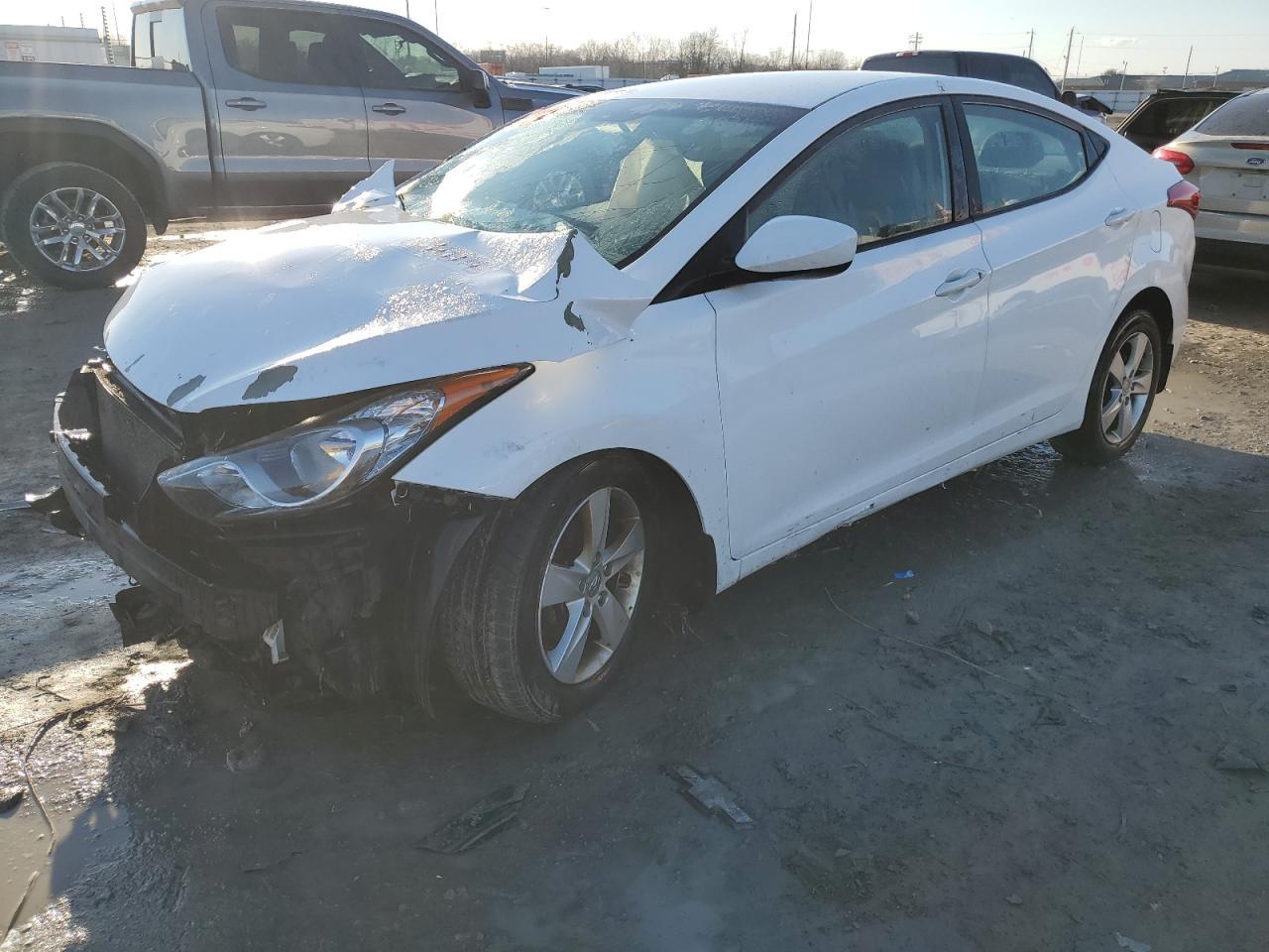 2013 HYUNDAI ELANTRA GL