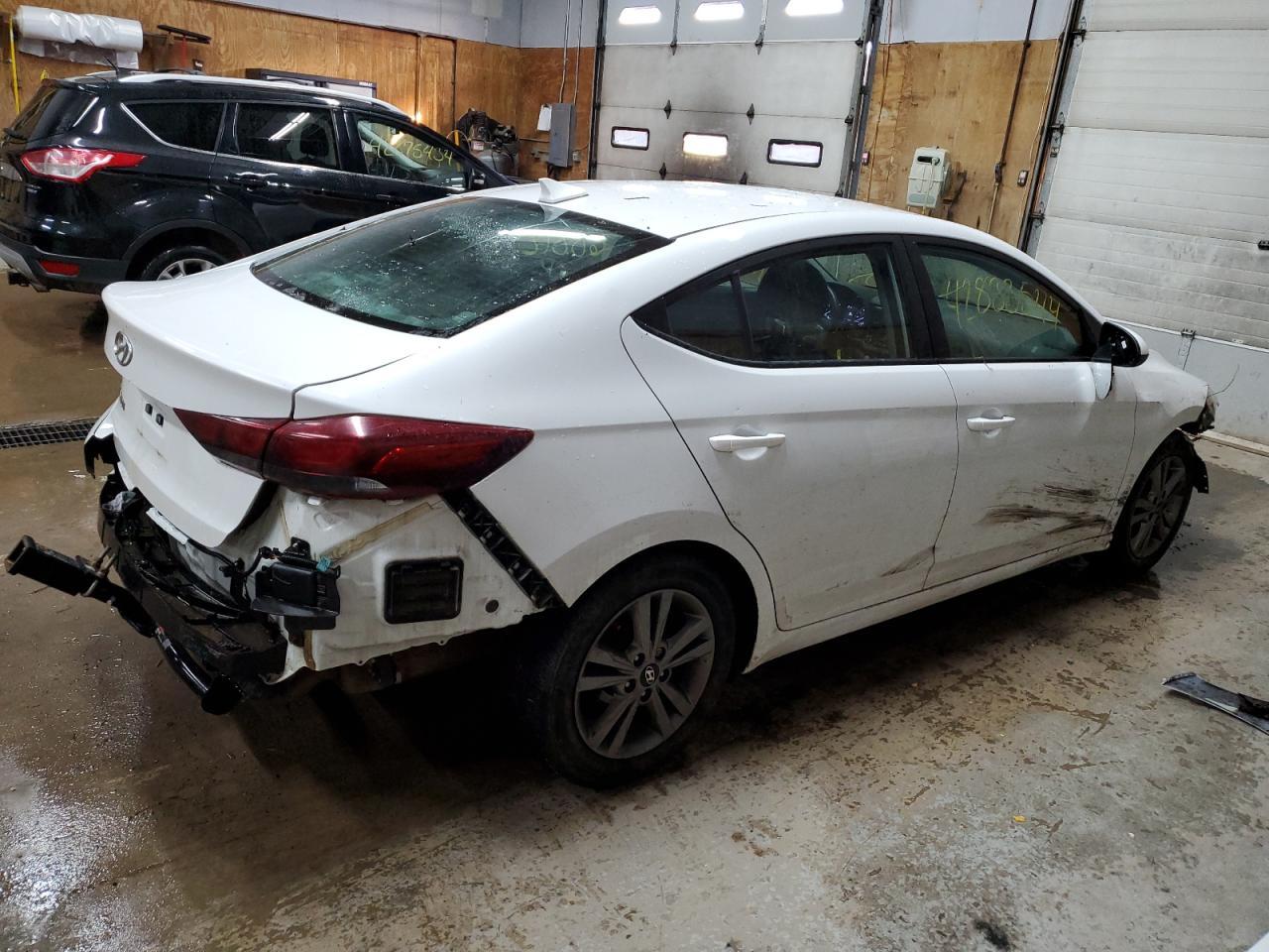 2018 HYUNDAI ELANTRA SE - Image 3