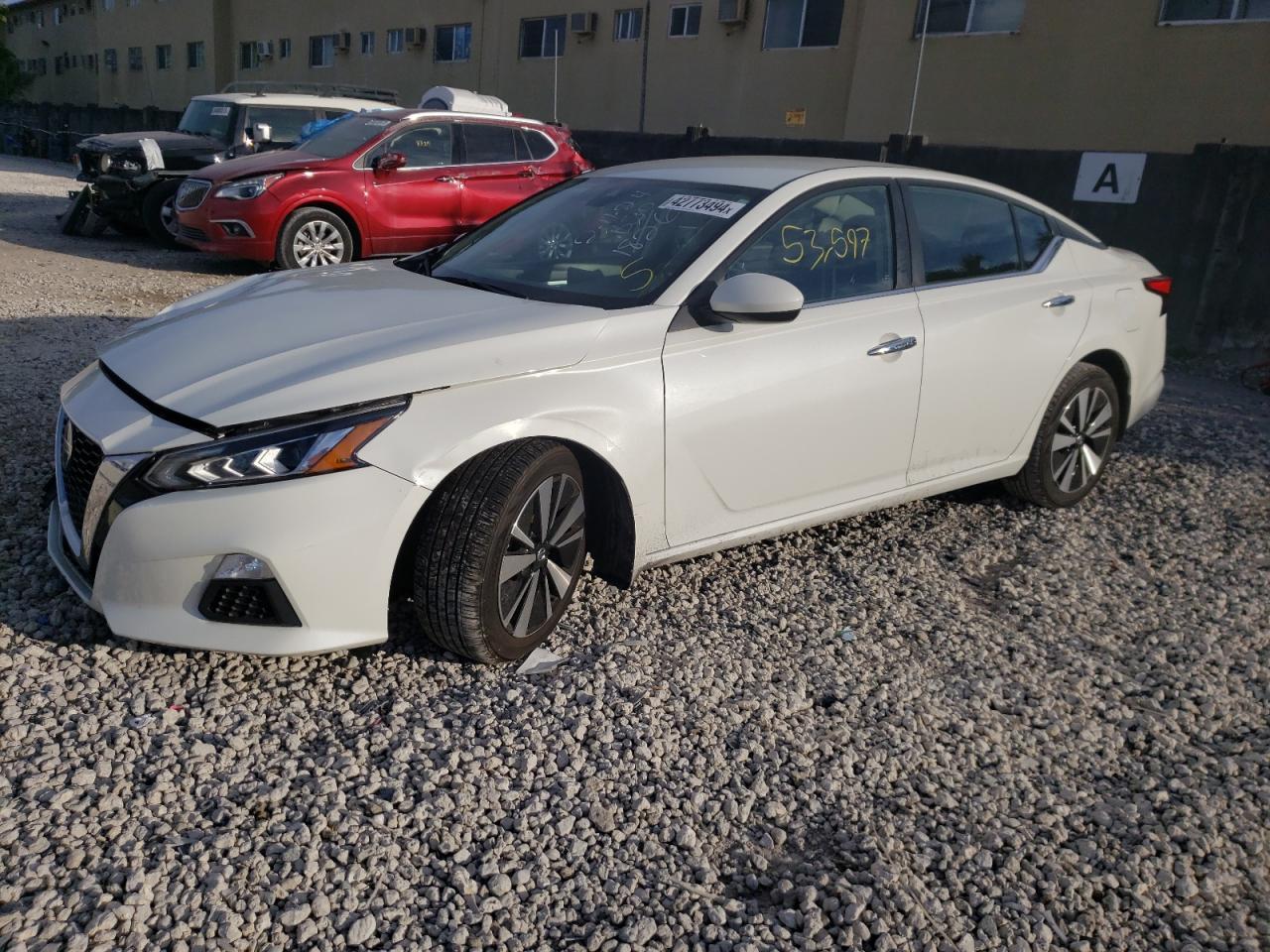 2021 NISSAN ALTIMA SV car image