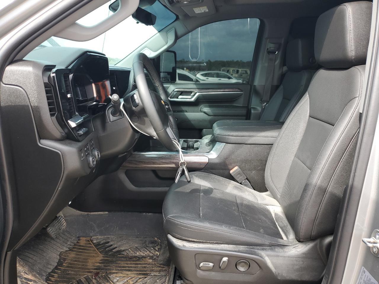 2024 CHEVROLET SILVERADO - Фото 7