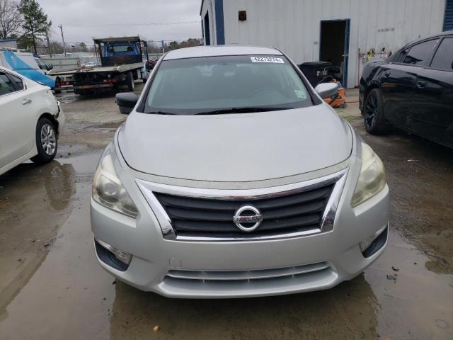 2015 Nissan Altima 2.5 - Image 5