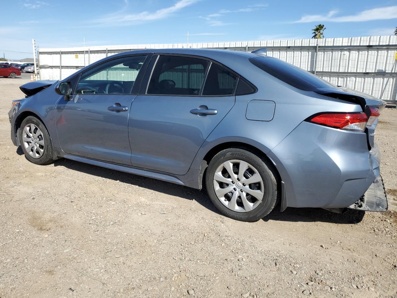 2021 TOYOTA COROLLA LE - Фото 2