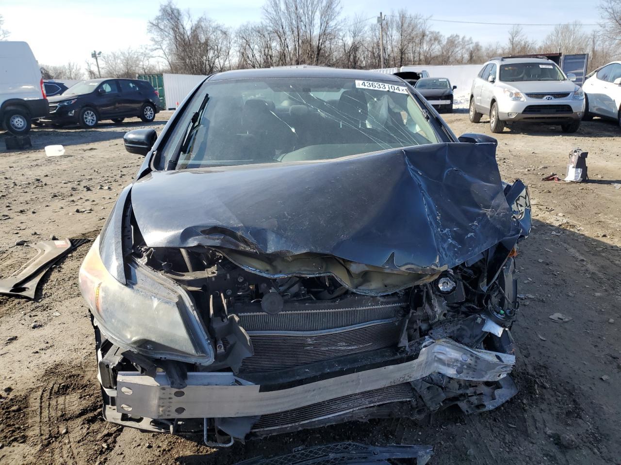 2015 HONDA CIVIC LX - Фото 5