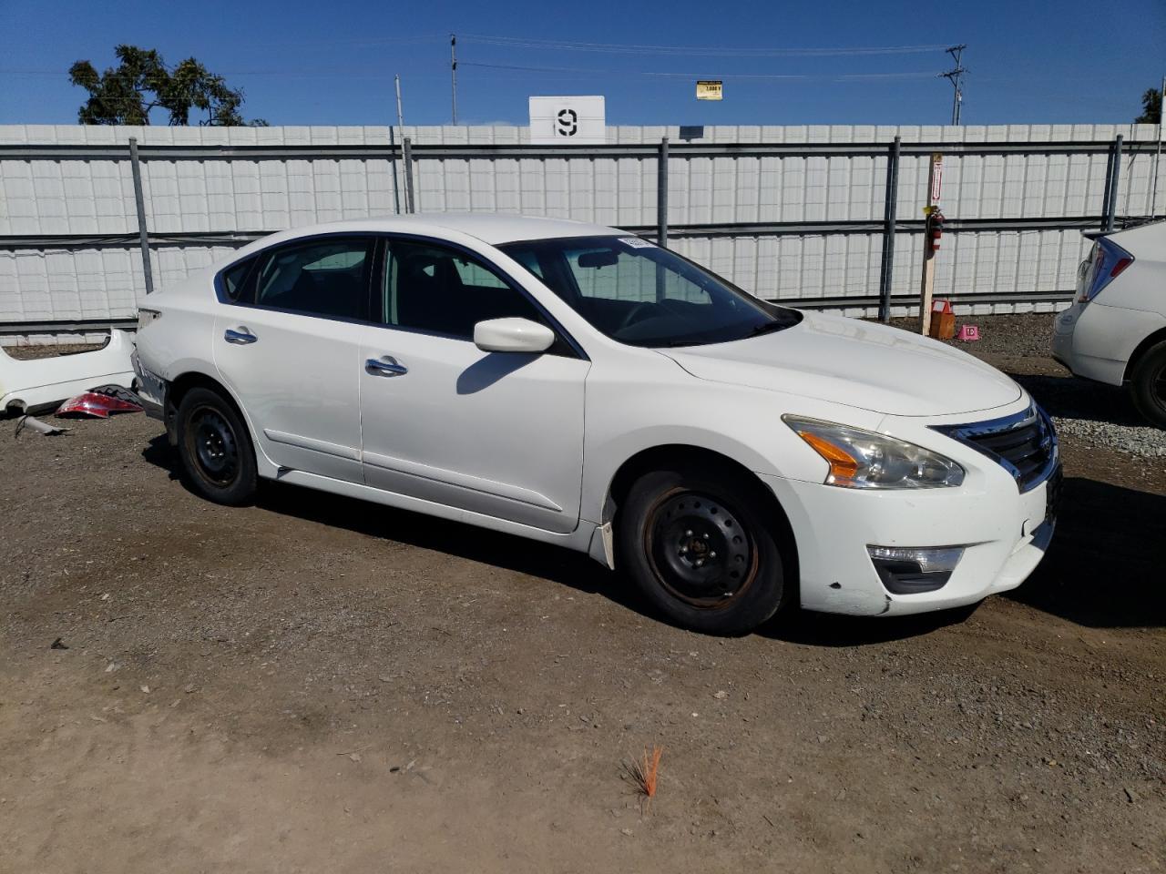 2015 NISSAN ALTIMA 2.5 - Image 4