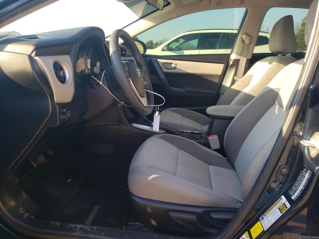 2019 TOYOTA COROLLA L - Фото 7
