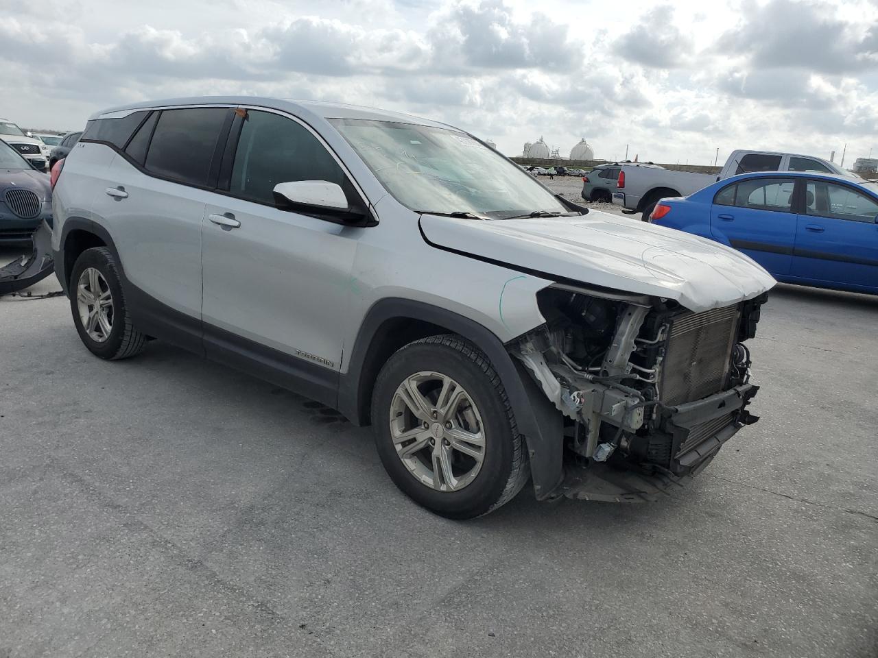 2018 GMC TERRAIN SL - Image 4