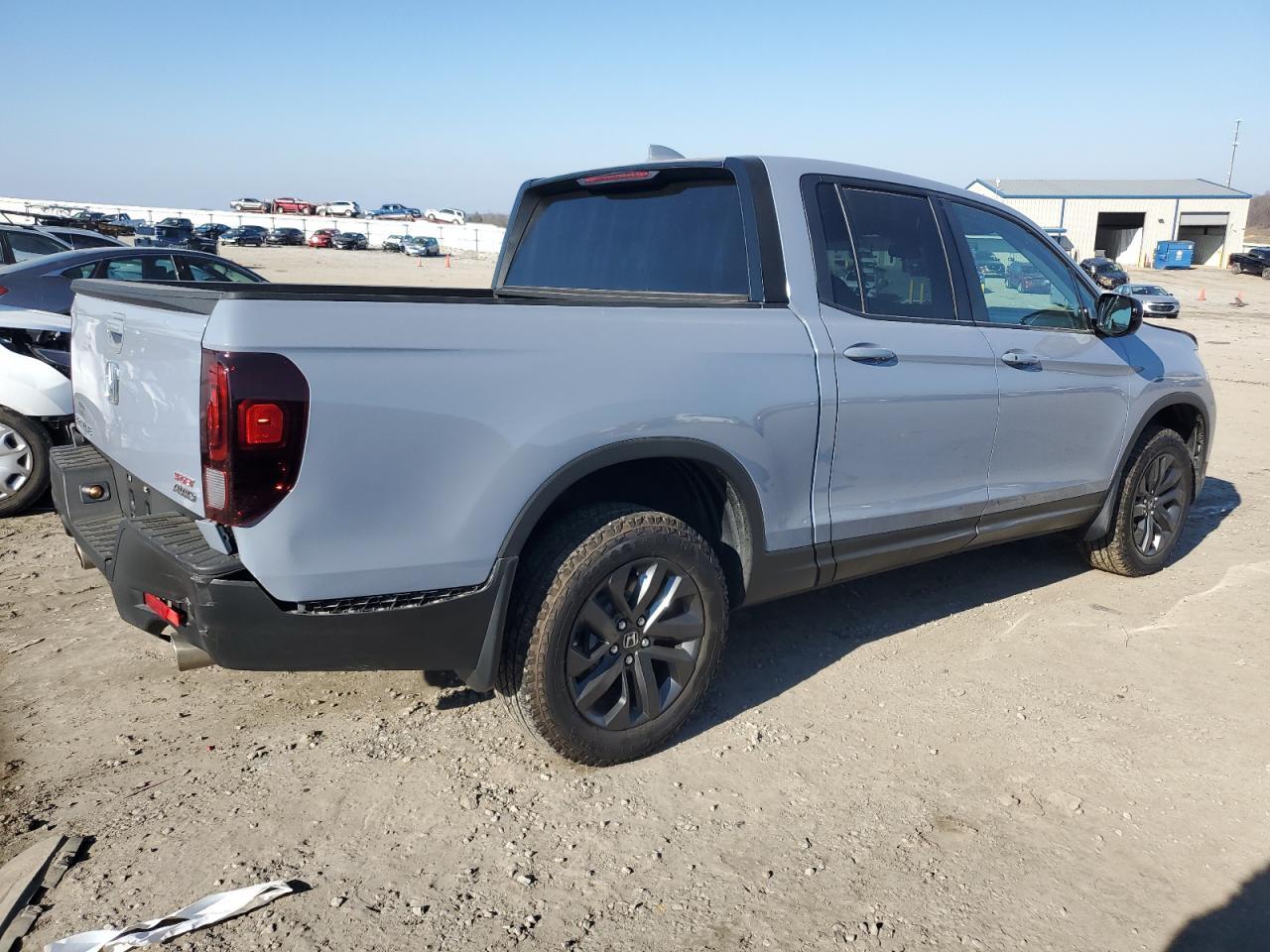 2023 HONDA RIDGELINE - Image 3