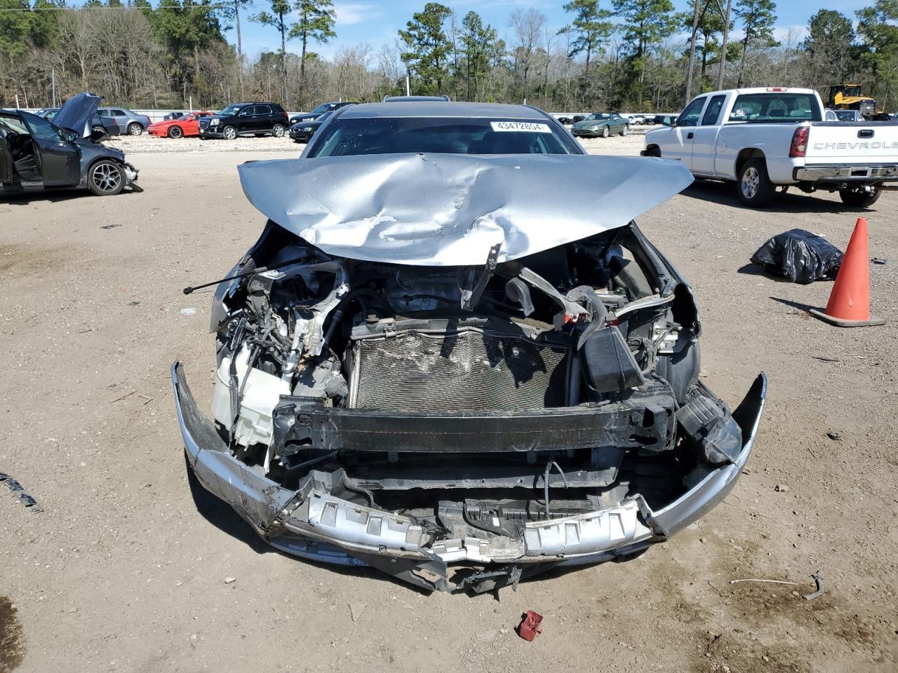 2016 TOYOTA CAMRY LE - Фото 5