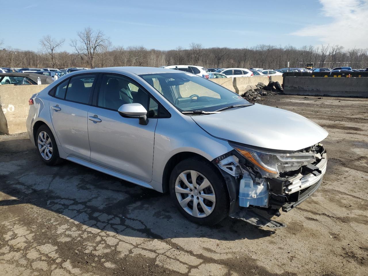 2020 TOYOTA COROLLA LE - Image 4
