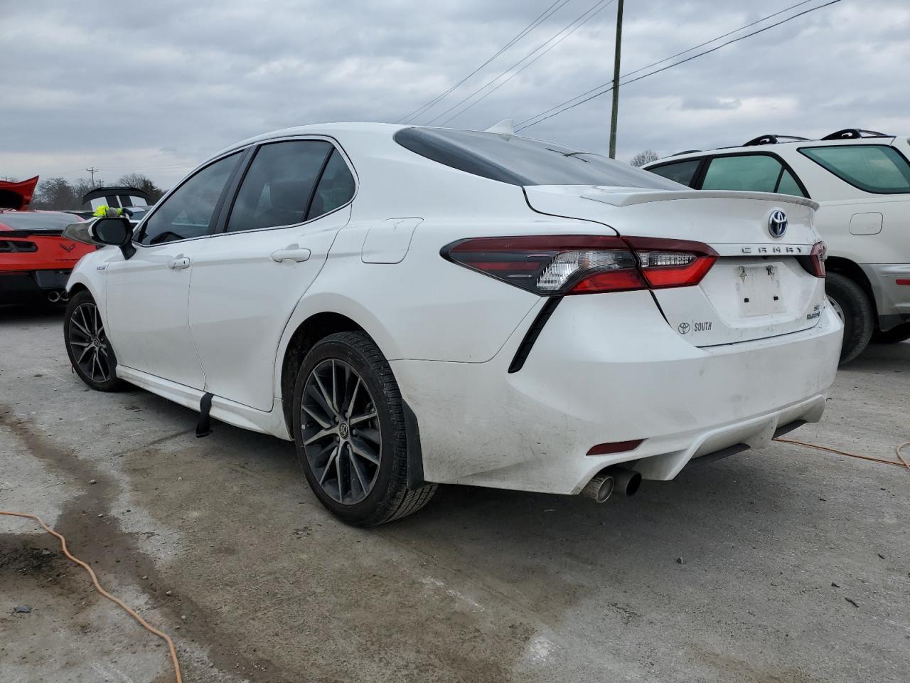 2021 TOYOTA CAMRY SE - Image 2