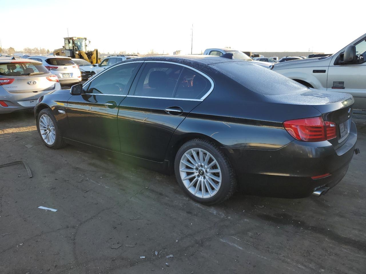 2013 BMW 528 XI - Фото 2