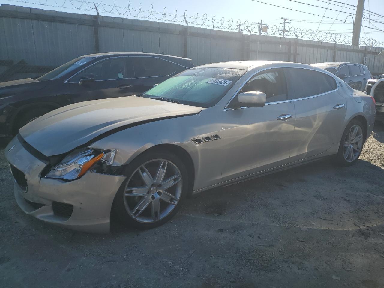 2014 MASERATI QUATTROPOR car image