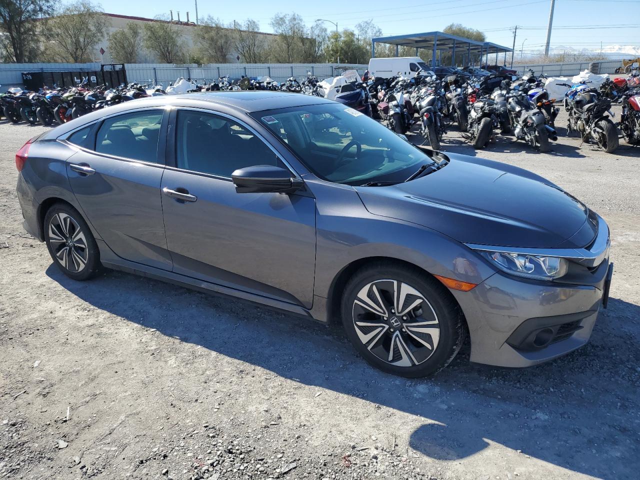 2018 HONDA CIVIC EX - Image 4