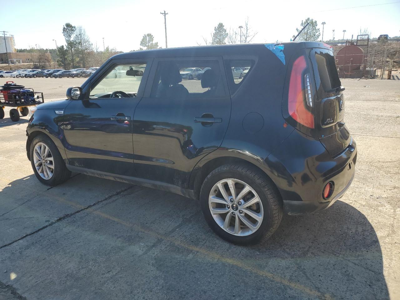2017 KIA SOUL + - Image 2