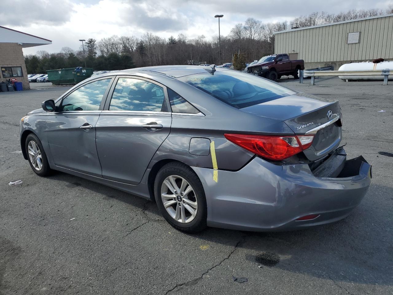 2013 HYUNDAI SONATA GLS - Фото 2