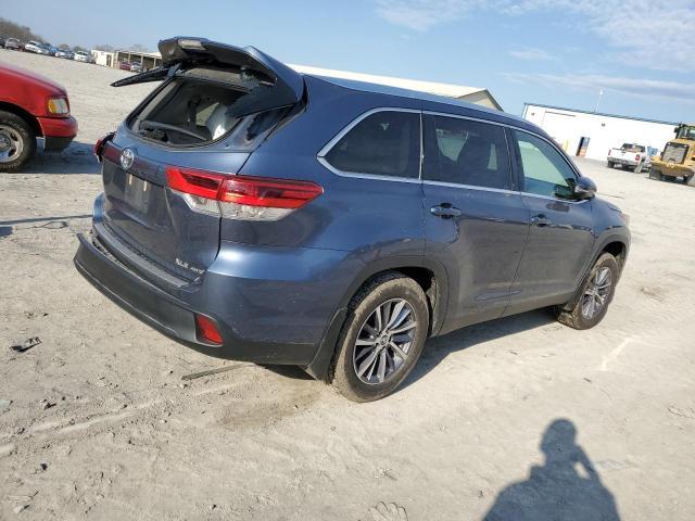 2019 Toyota Highlander Se - Фото 3
