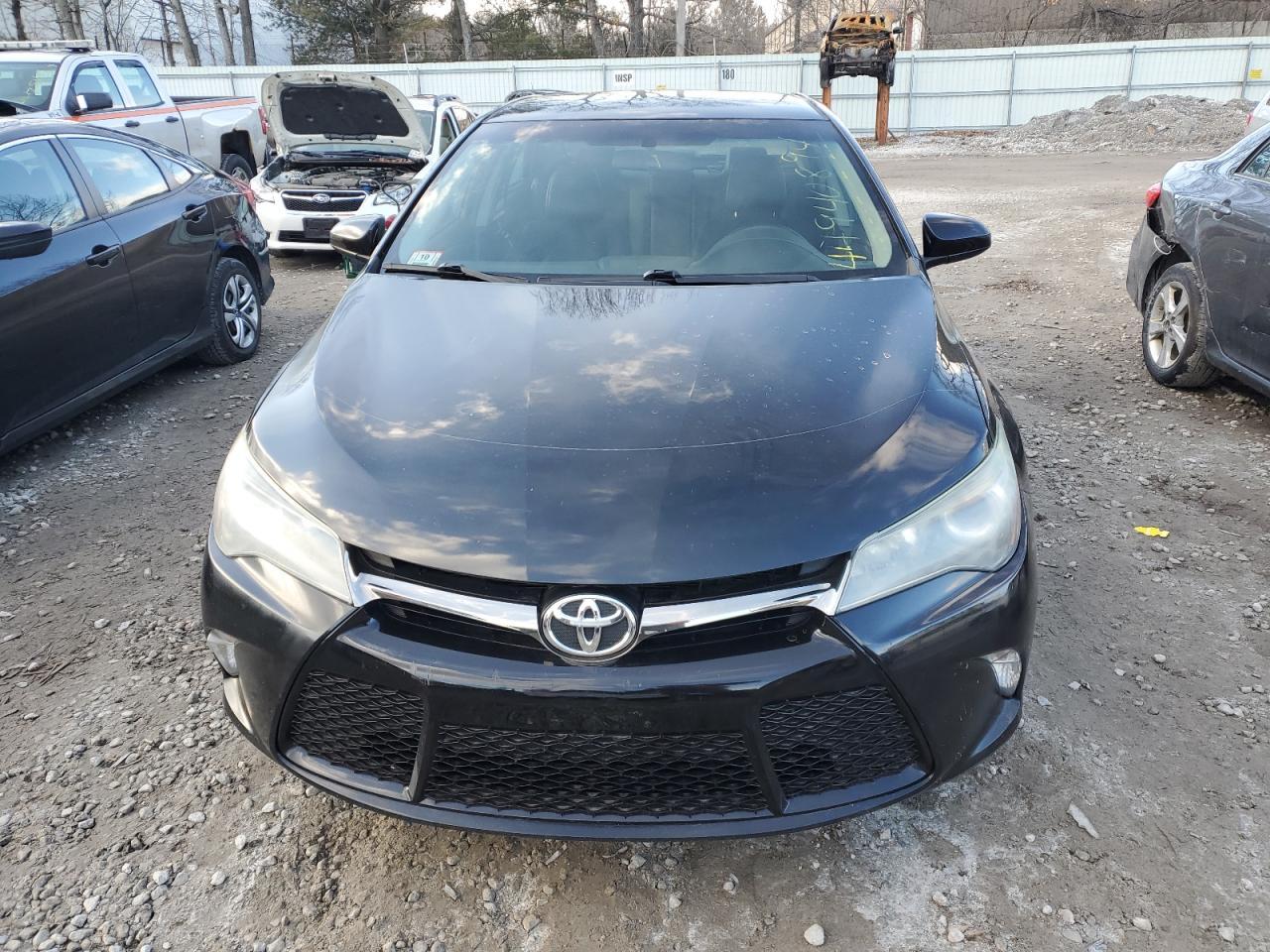 2015 TOYOTA CAMRY LE - Image 5