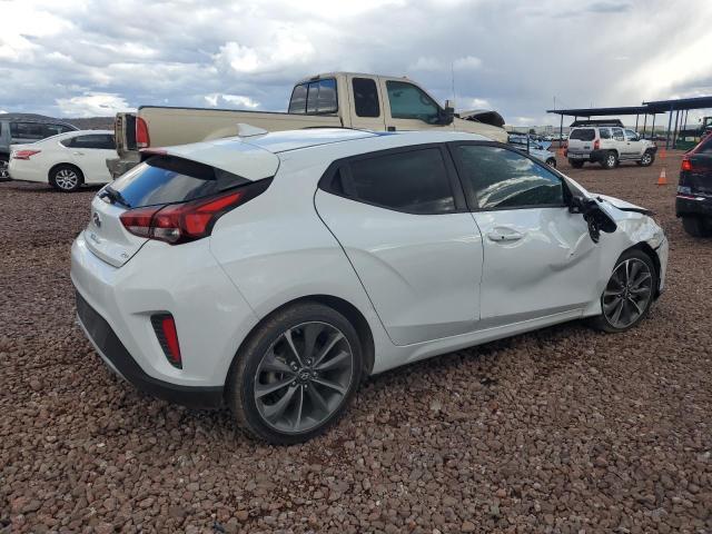 2020 Hyundai Veloster Base - Фото 3