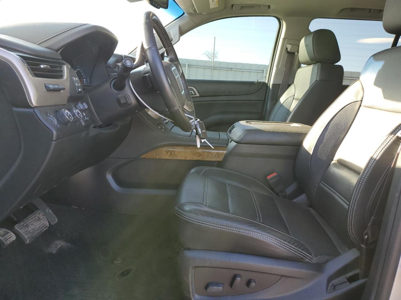 2017 GMC YUKON DENA - Фото 7