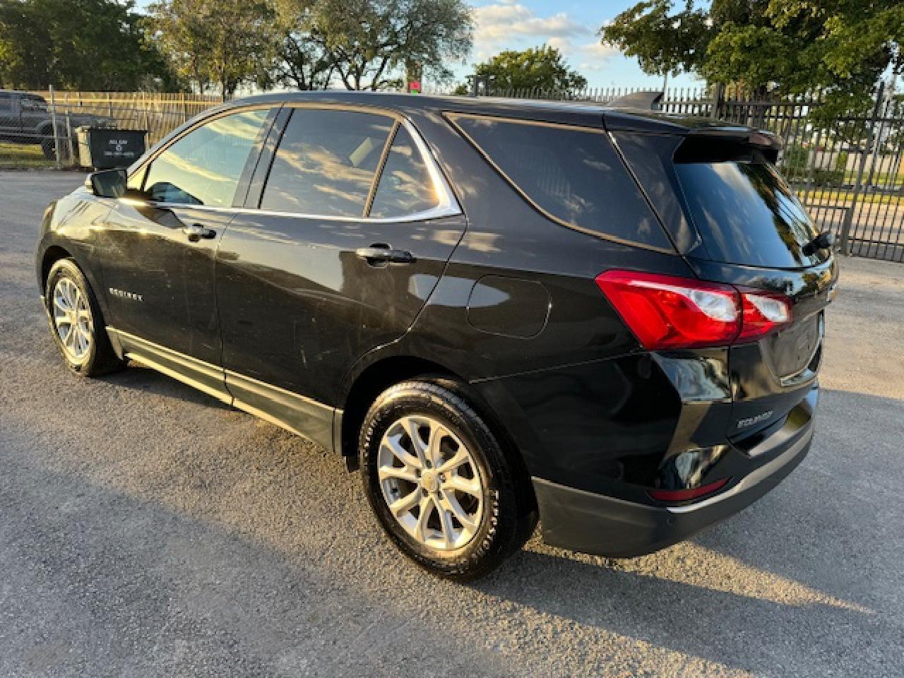 2019 CHEVROLET EQUINOX LT - Фото 2