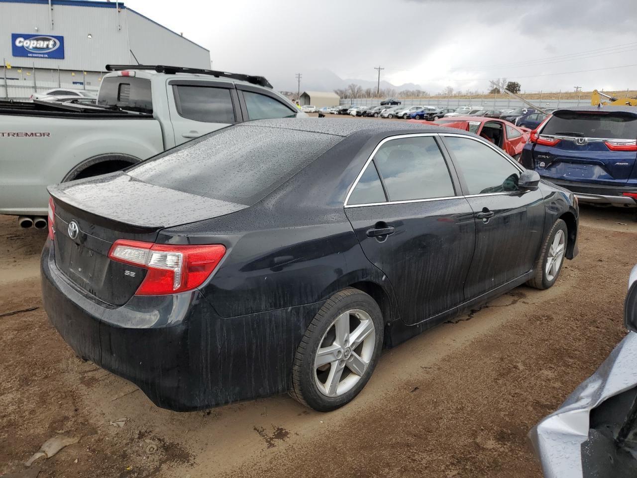 2013 TOYOTA CAMRY L - Фото 3