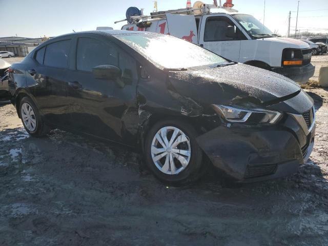 2021 Nissan Versa S - Фото 4
