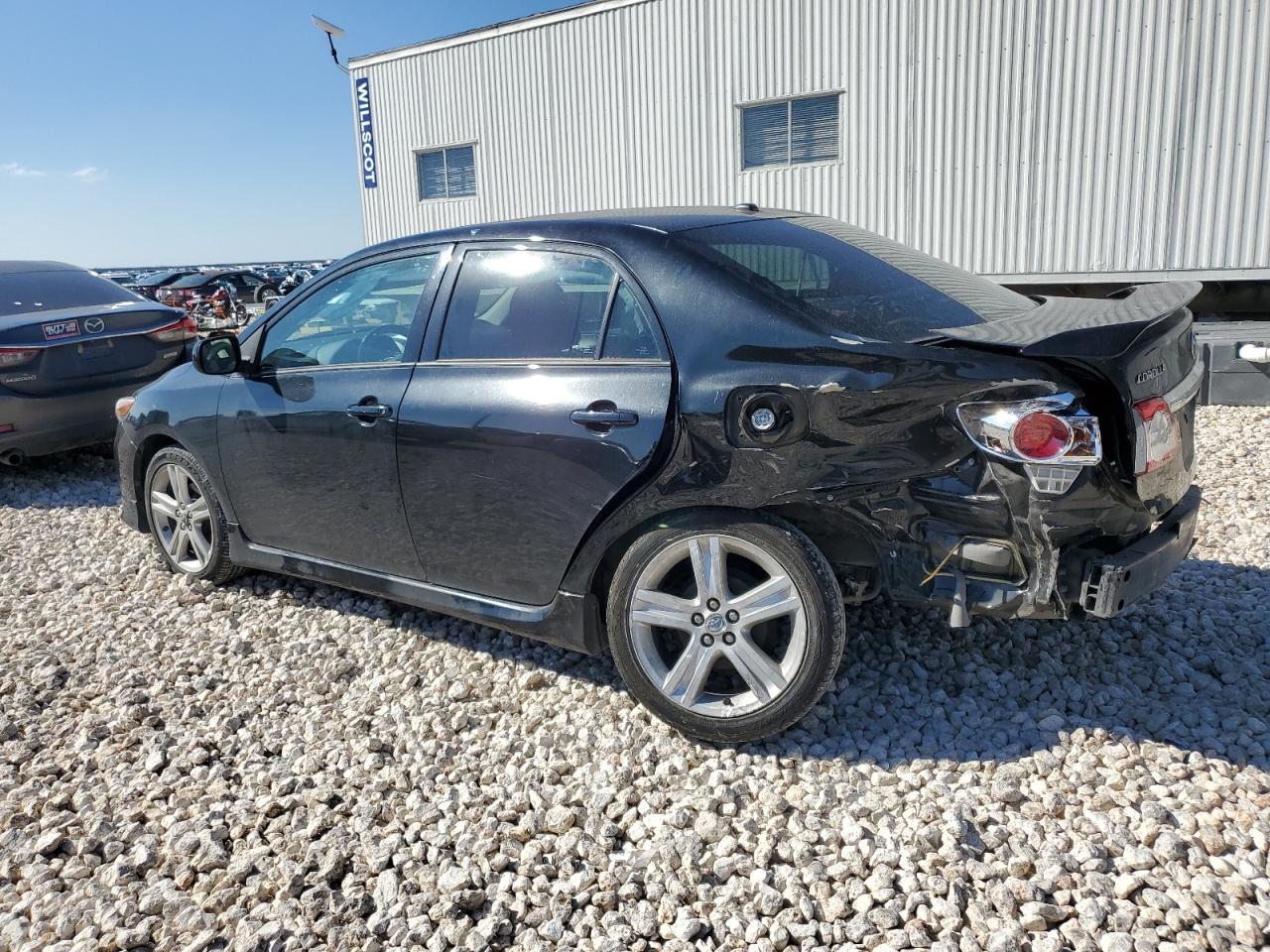 2013 TOYOTA COROLLA BA - Image 2