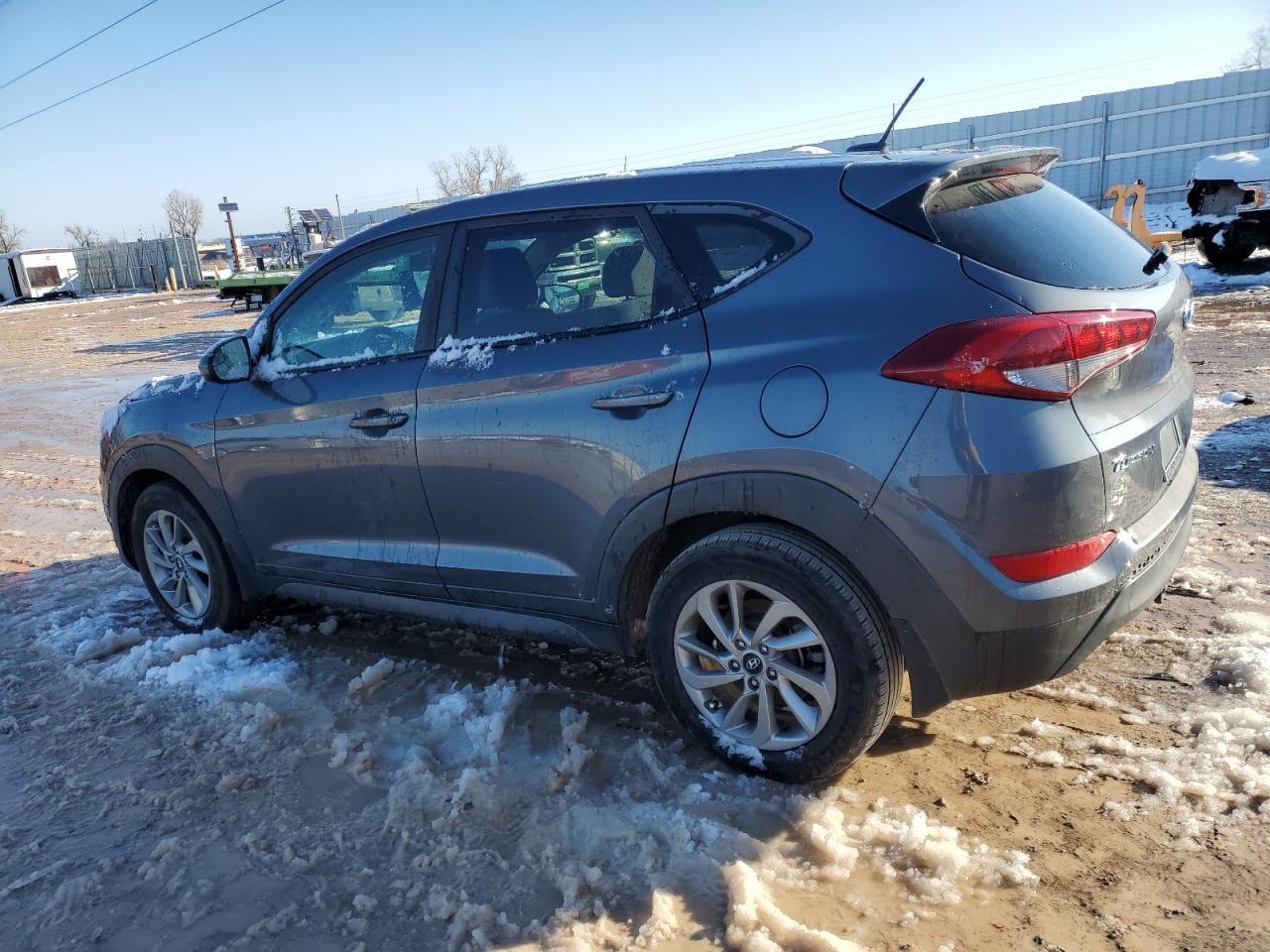 2016 HYUNDAI TUCSON SE - Фото 2