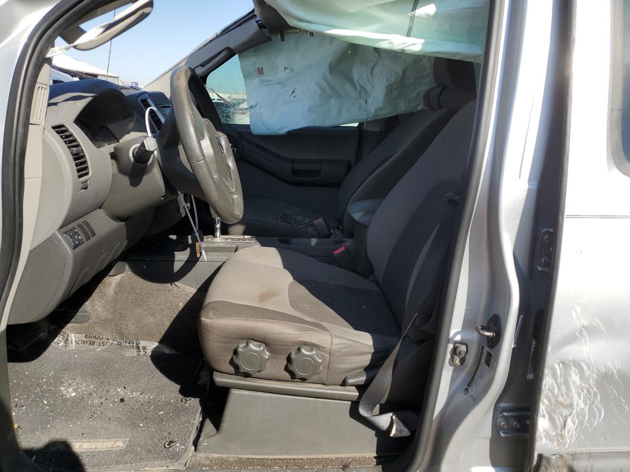 2013 NISSAN XTERRA X - Image 7