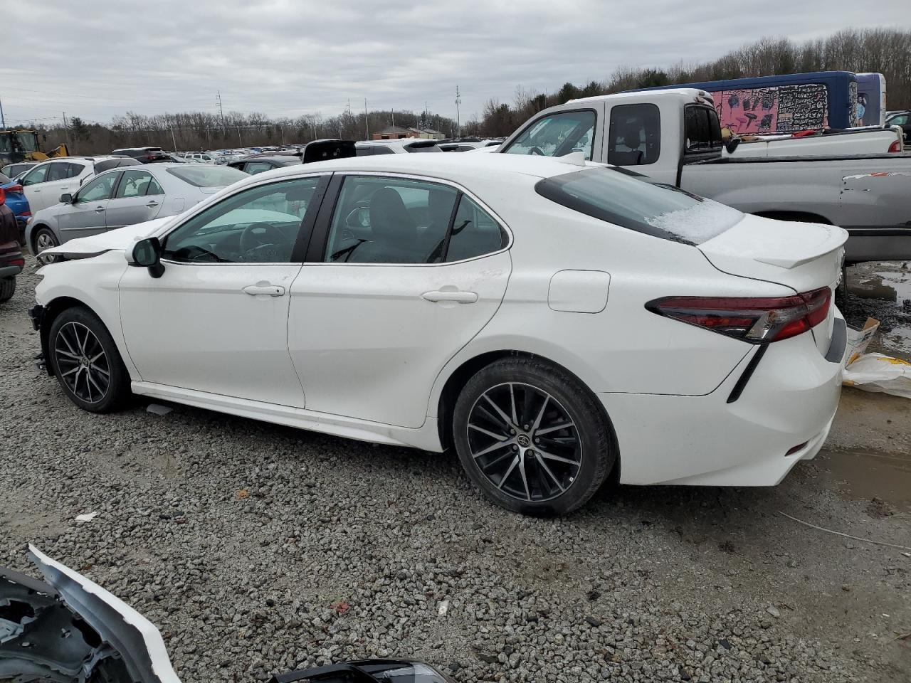 2021 TOYOTA CAMRY SE - Image 2