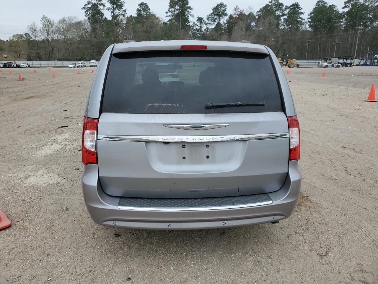 2014 CHRYSLER TOWN & COU - Фото 6