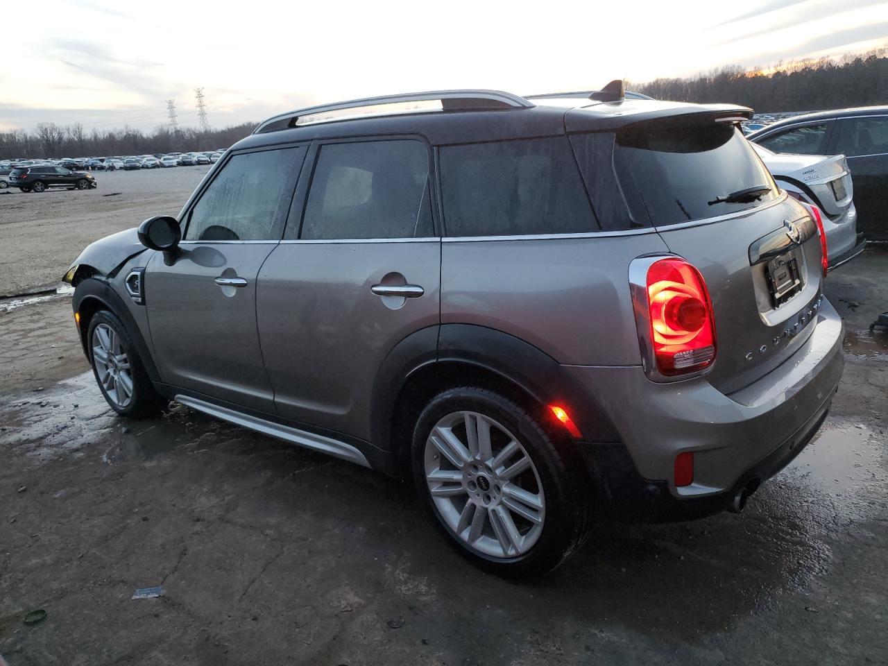 2017 MINI COOPER S C - Image 2