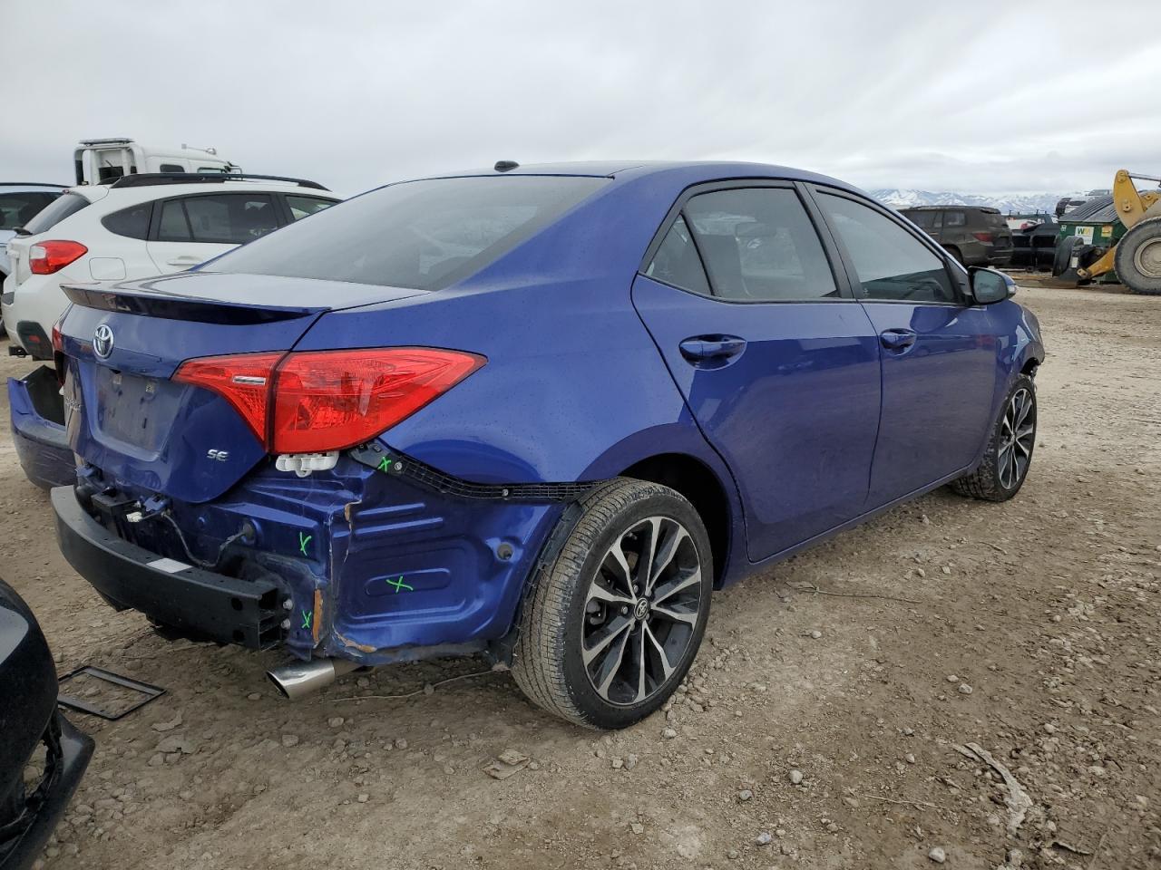 2018 TOYOTA COROLLA L - Фото 3