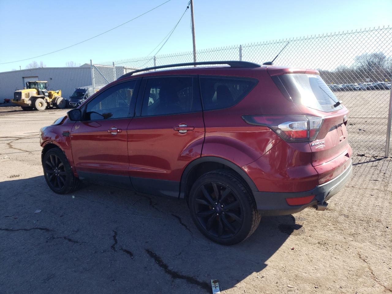 2017 FORD ESCAPE SE - Image 2