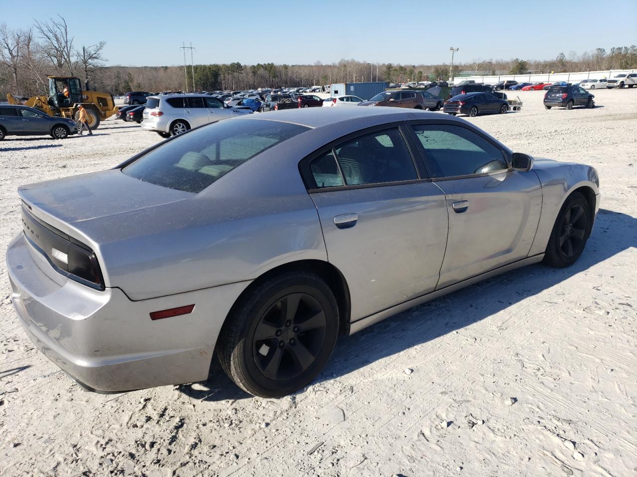 2013 DODGE CHARGER SE - Фото 3