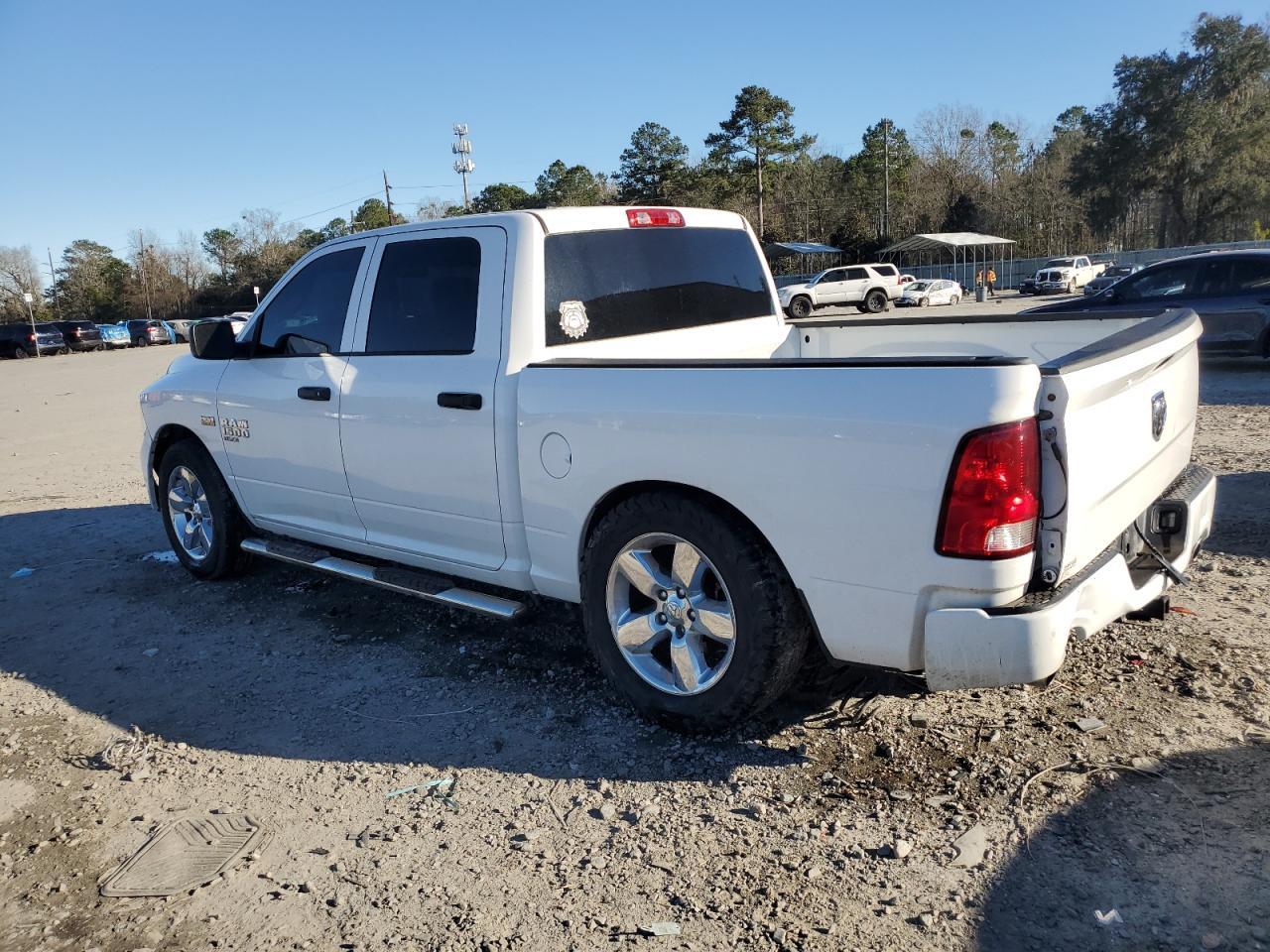 2019 RAM 1500 CLASS - Фото 2