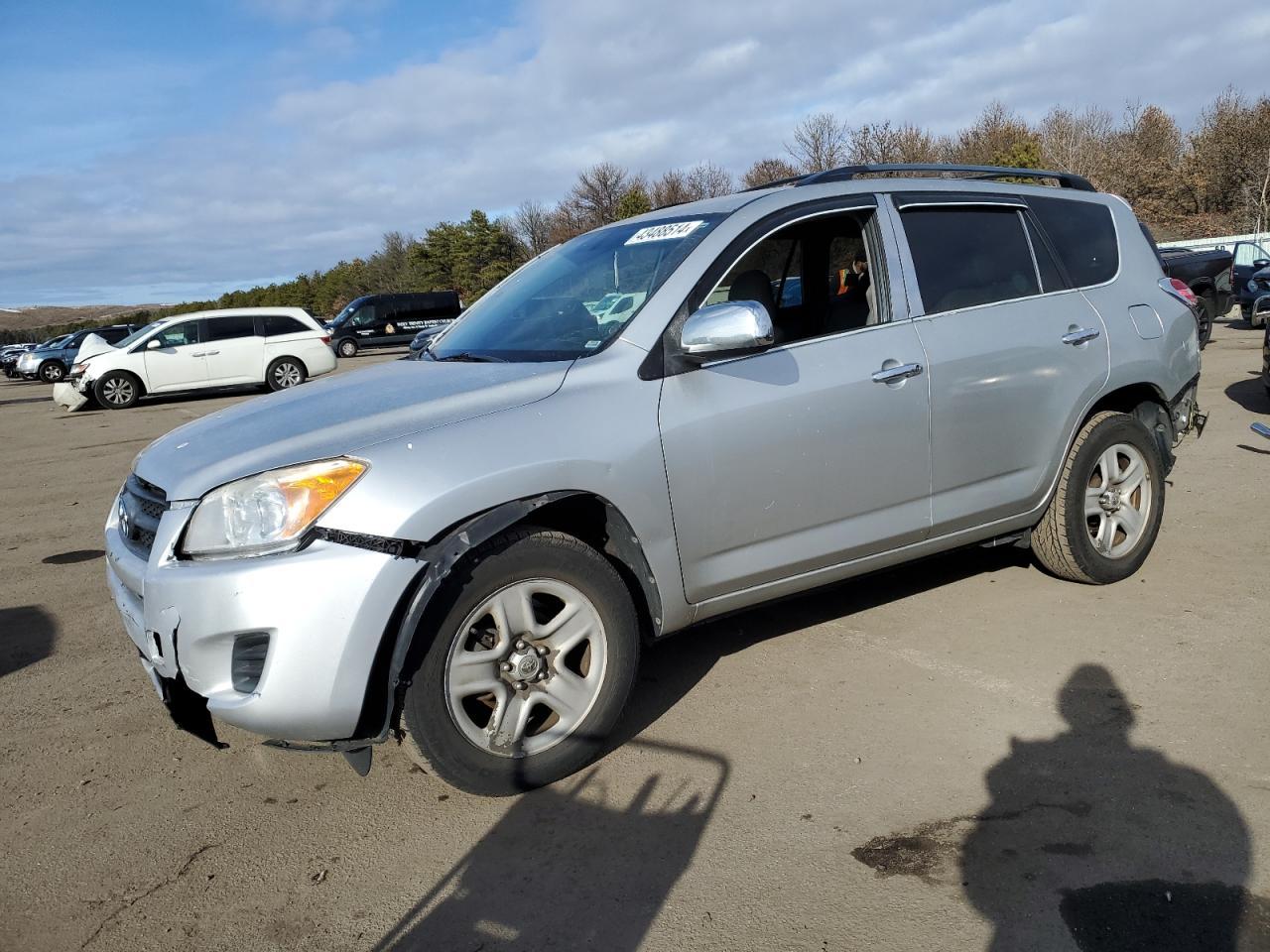 2011 TOYOTA RAV4