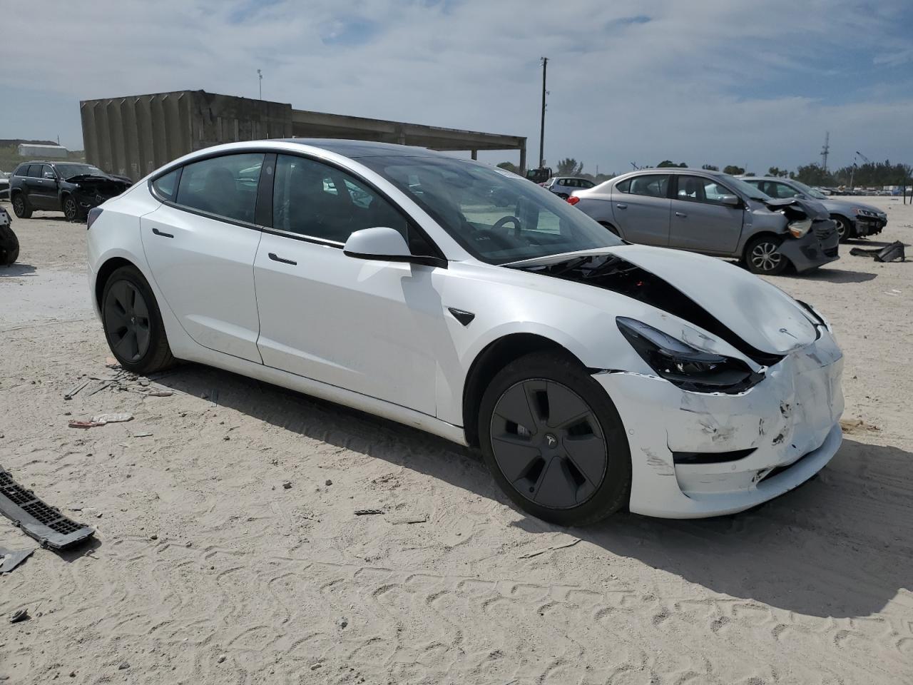 2022 TESLA MODEL 3 - Image 4