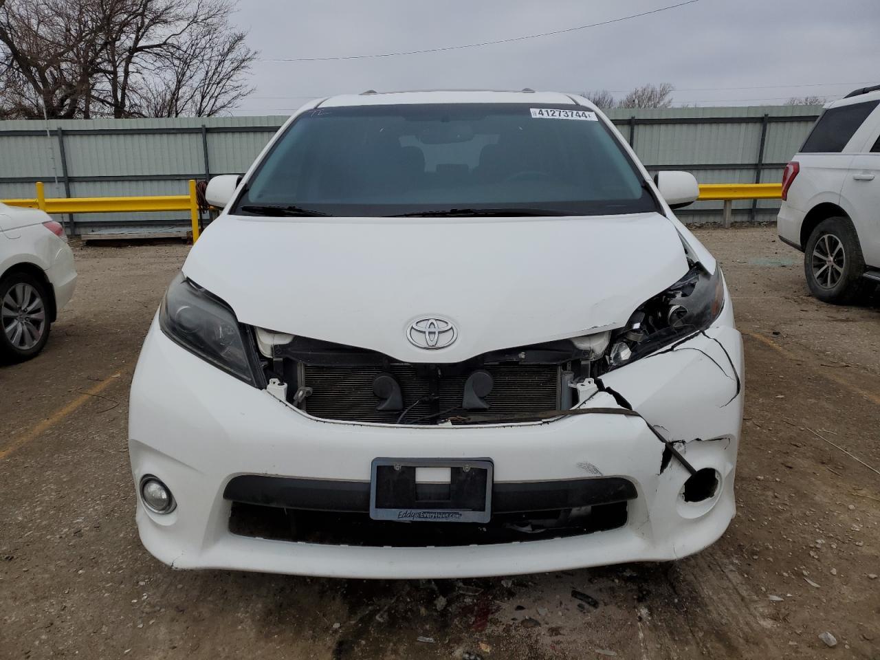 2015 TOYOTA SIENNA SPO - Фото 5