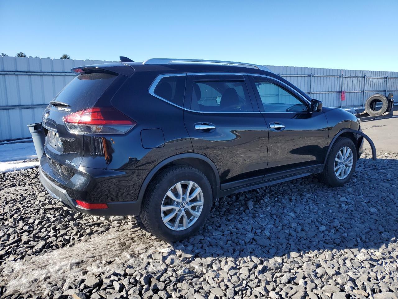 2018 NISSAN ROGUE S - Фото 3