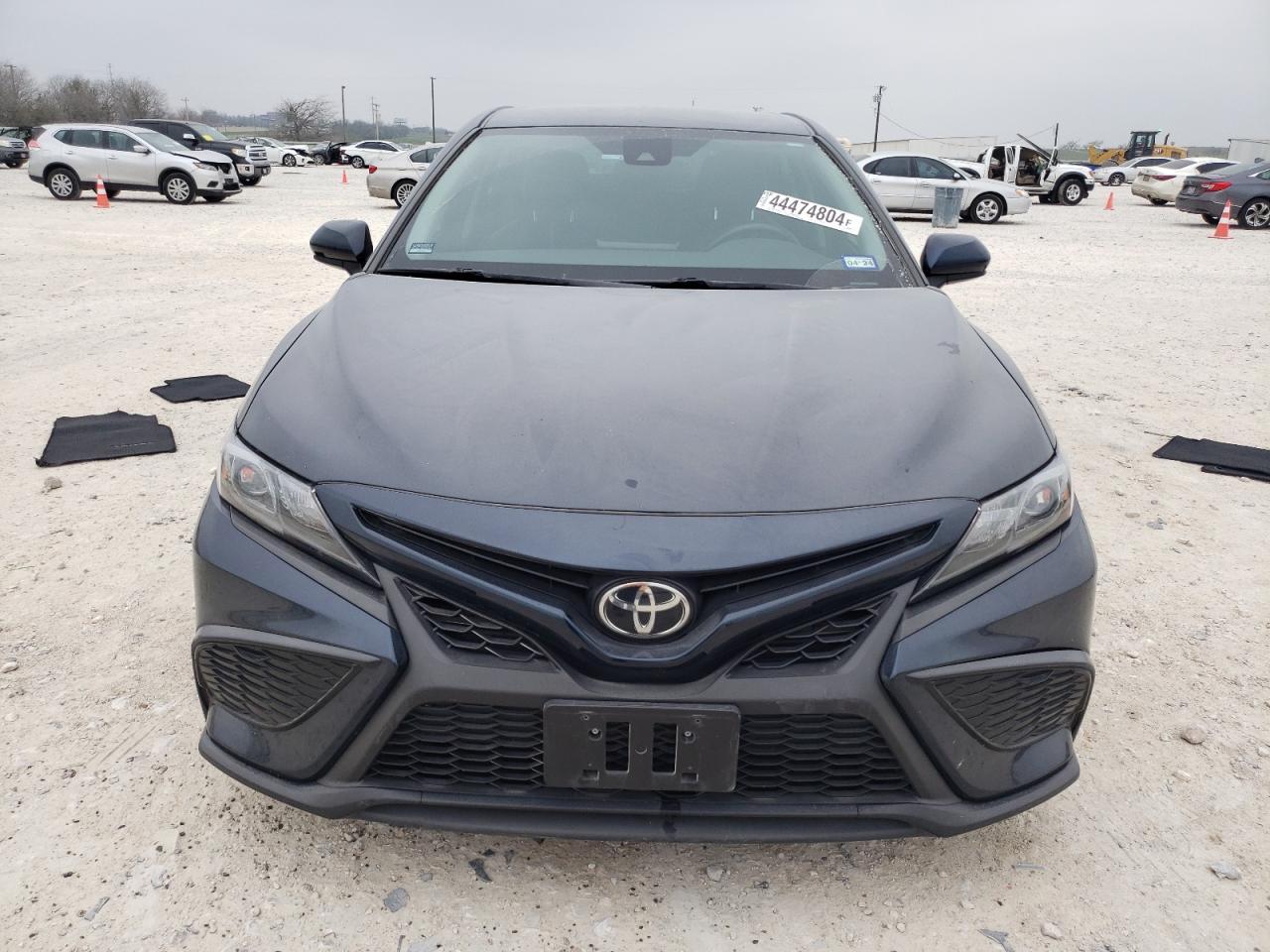 2021 TOYOTA CAMRY SE - Image 5
