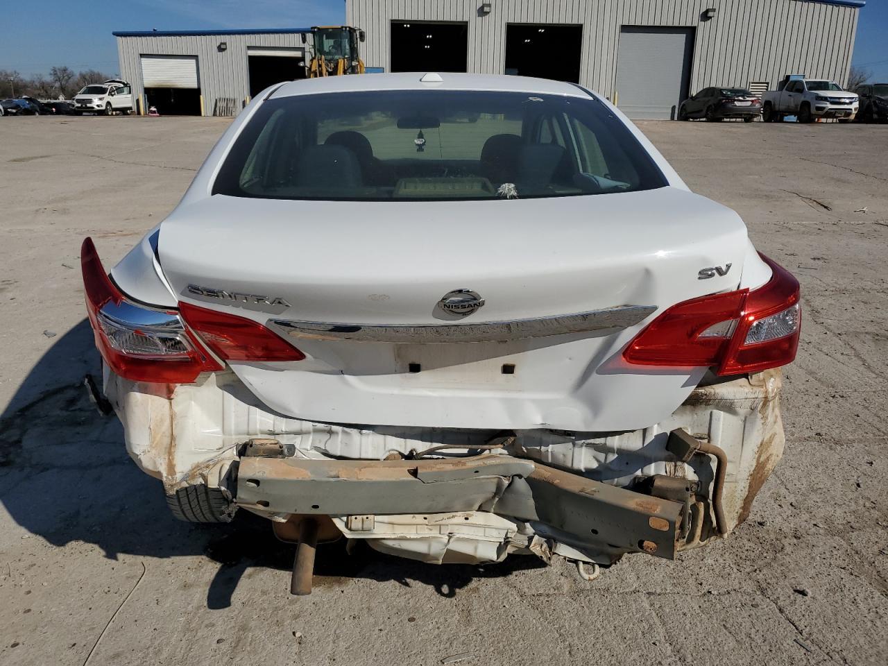 2016 NISSAN SENTRA S - Фото 6
