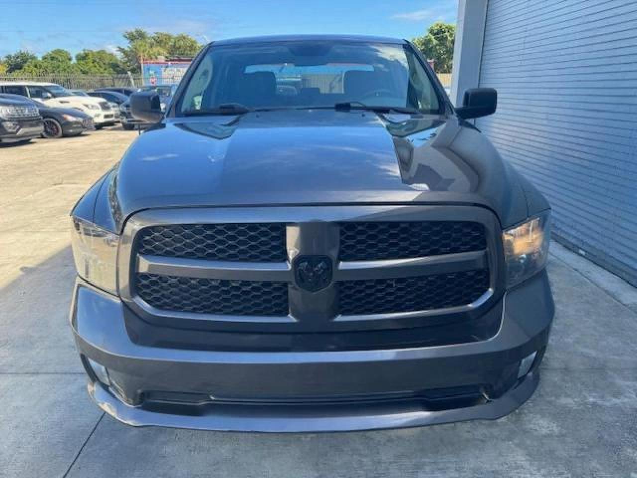 2017 RAM 1500 ST - Image 5