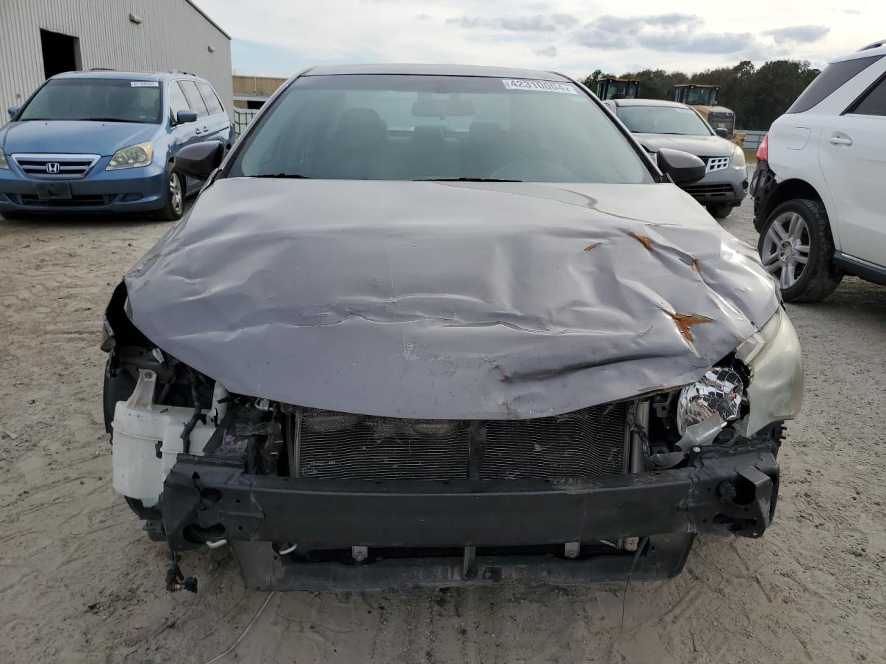 2015 TOYOTA CAMRY LE - Фото 5