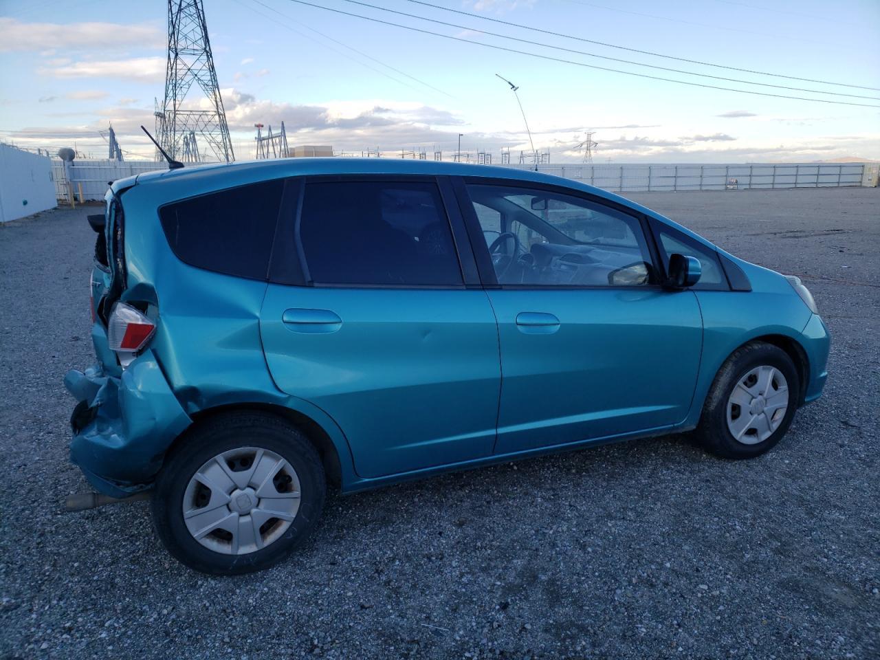 2013 HONDA FIT - Фото 3