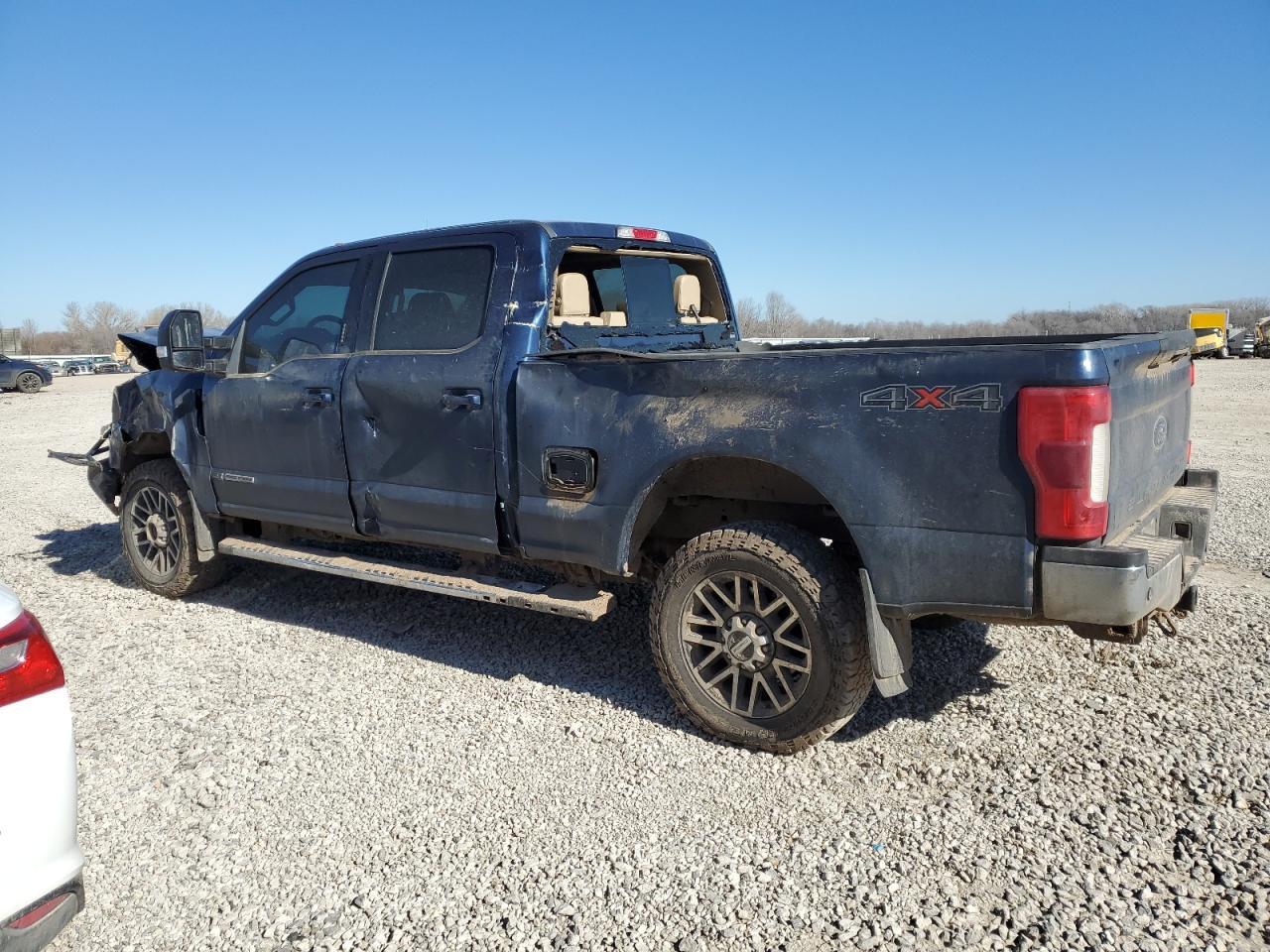 2017 FORD F250 SUPER - Image 2