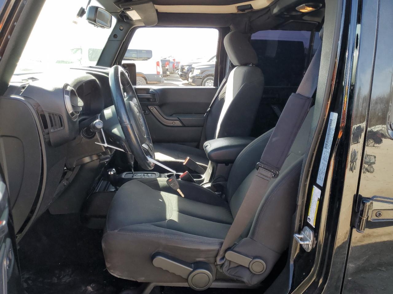 2017 JEEP WRANGLER U - Image 7