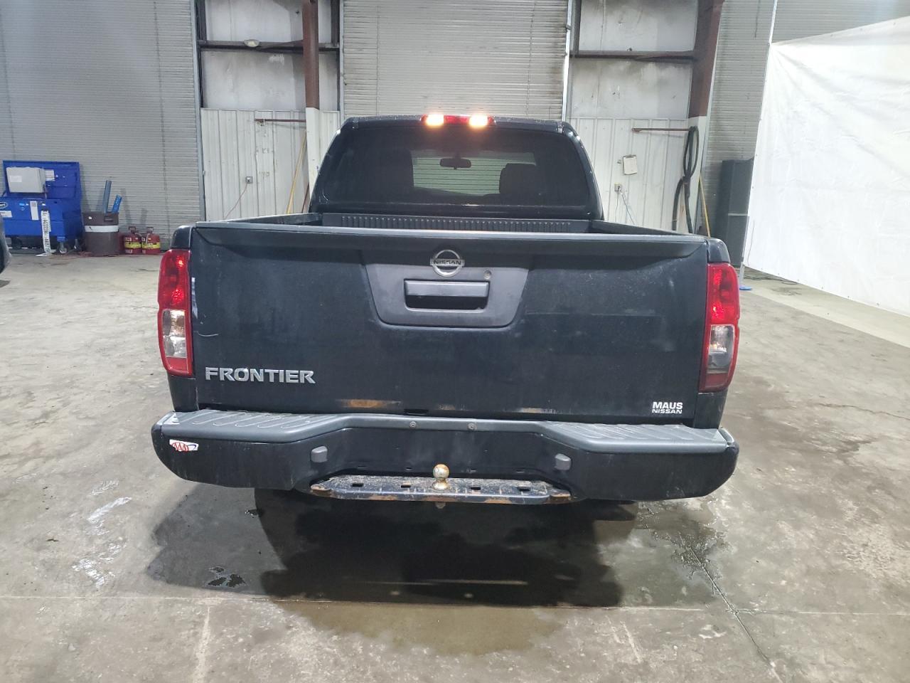 2019 NISSAN FRONTIER S - Фото 6