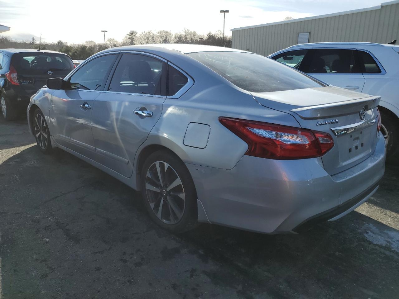 2016 NISSAN ALTIMA 2.5 - Фото 2